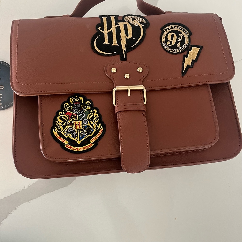 Primark Harry Potter
Satchel/Messenger Bag NWT - Picture 3 of 10